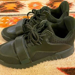 Zara Olive Green Shoes Size 10 (44)